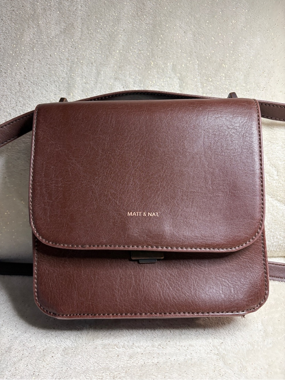 Matt & Nat Chestnut Brown Vegan Leather Messenger Bag